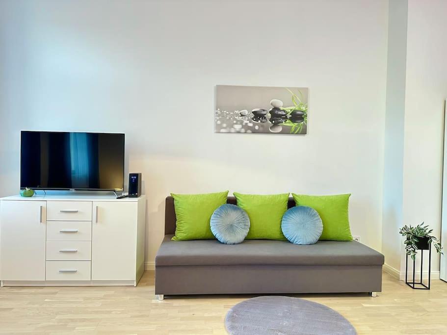 Romantic Apartment In The Center Of Прага Екстериор снимка